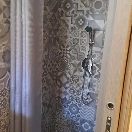 Bbcamere Policlinico بيت ضيافة مسينا